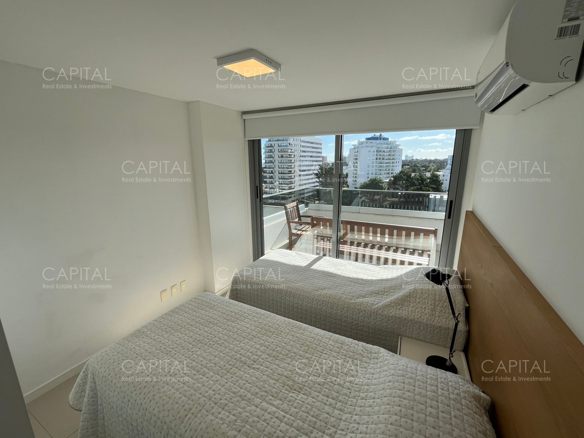 Apartamento ID.38248 - Apartamento en venta, Playa Brava, Punta del Este