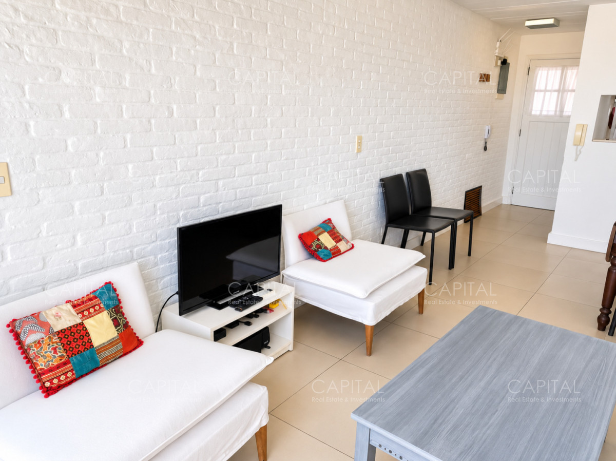 Apartamento ID.40317 - Departamento de 2 dormitorios frente al mar en Montoya 