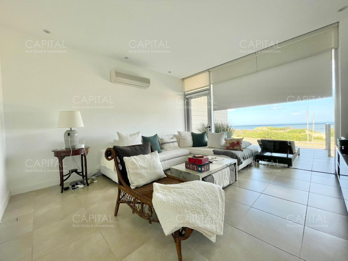 Apartamento ID.32175 - Apartamento en Alquiler Playa Brava Primera Fila 