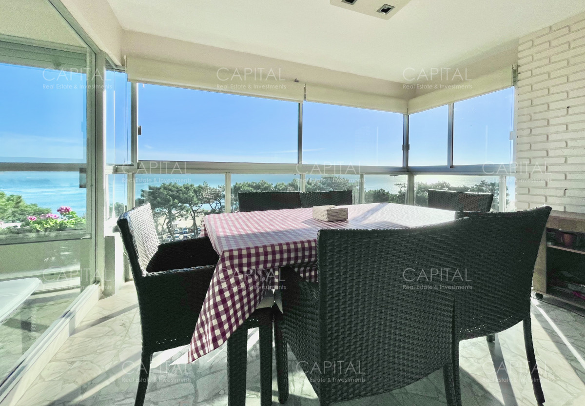 Apartamento ID.37926 - Apartamento en Primera Línea – Playa Mansa