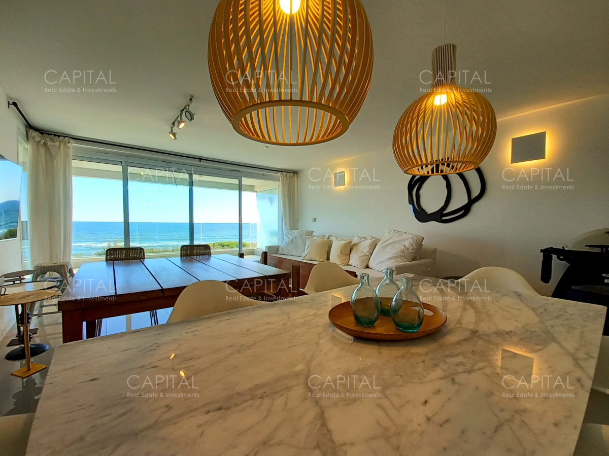 Apartamento ID.32595 - Apartamento Frente al Mar en Venta Tres Dormitorios