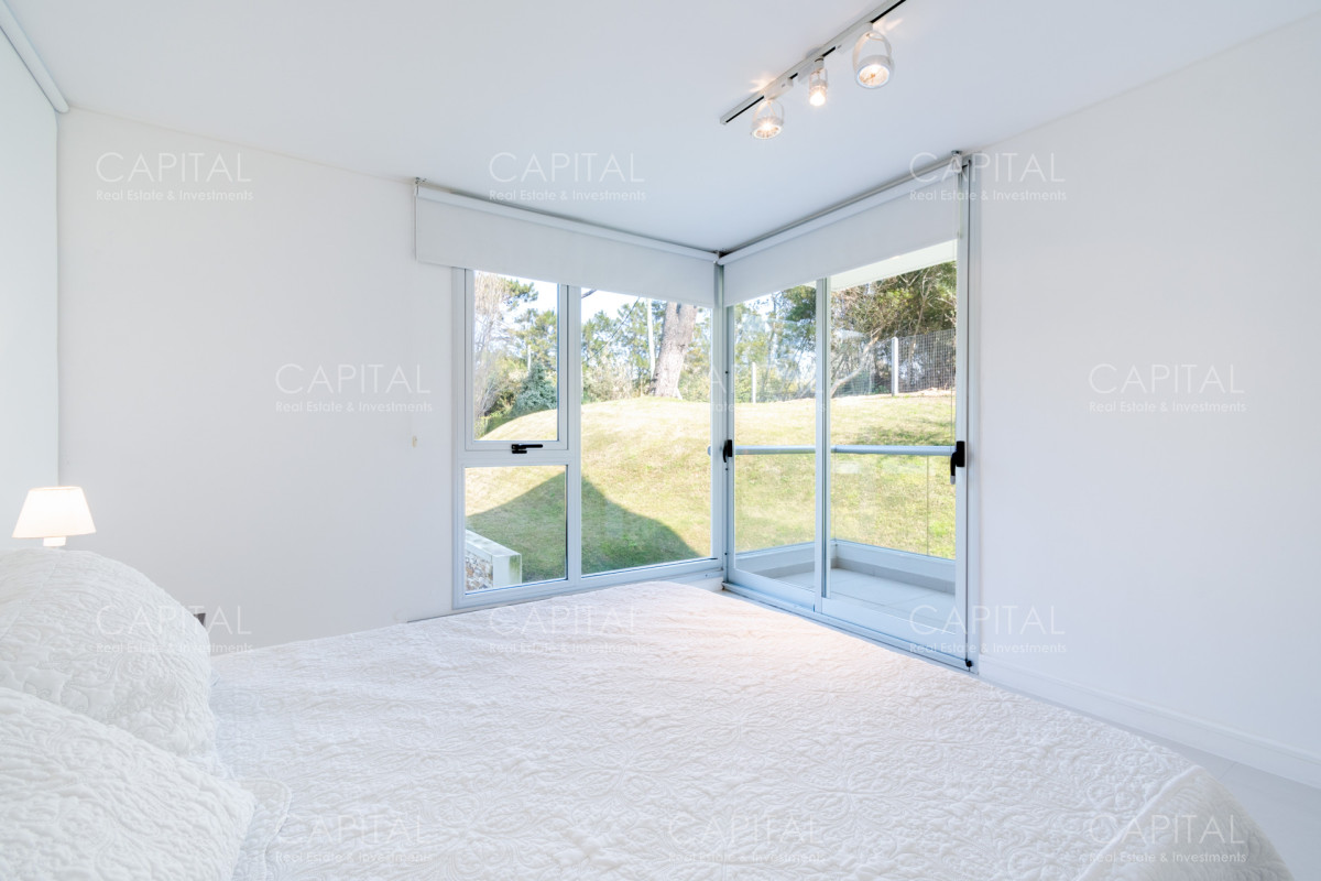 Apartamento ID.29599 - Apartamento en venta en Punta del Este en  edificio con excelentes amenities 