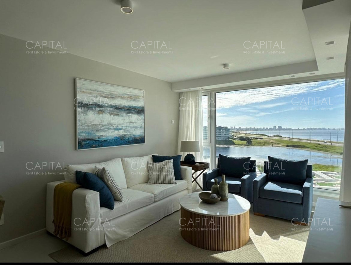 Apartamento ID.39125 - Lujoso departamento en primera línea de Playa Mansa