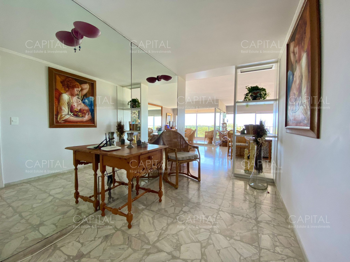 Apartamento ID.31895 - Apartamento en Venta Frente al Mar