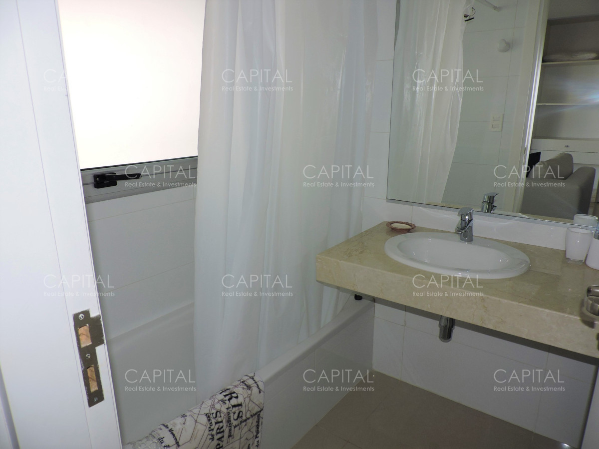 Apartamento ID.37022 - Moderno semipiso 3 dormitorios y dependencia en Playa Brava