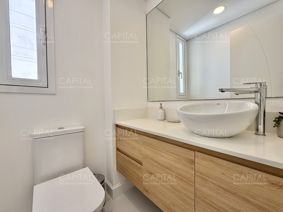 Apartamento ID.39453 - Paramount Tower de dos dormitorios frente al mar en Alquiler, Playa Mansa Punta del este