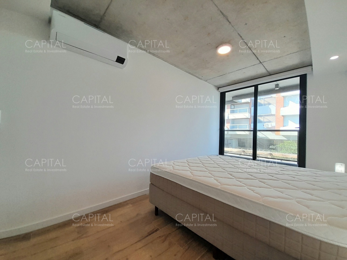 Apartamento ID.34182 - Apartamento de un dormitorio en Punta del Este, Playa Mansa en Alquiler Anual 