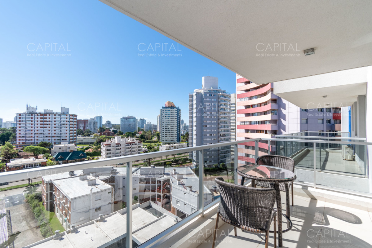 Apartamento ID.30894 - Moderno Apartamento de Dos Dormitorios en Venta Punta del Este
