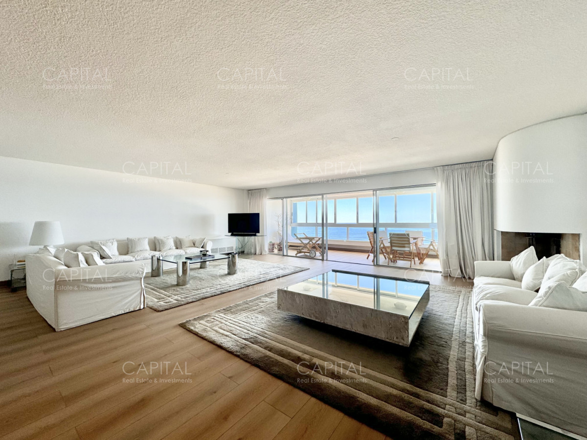 Apartamento ID.32324 - Estrella de Mar Punta del Este Departamento primera linea playa brava