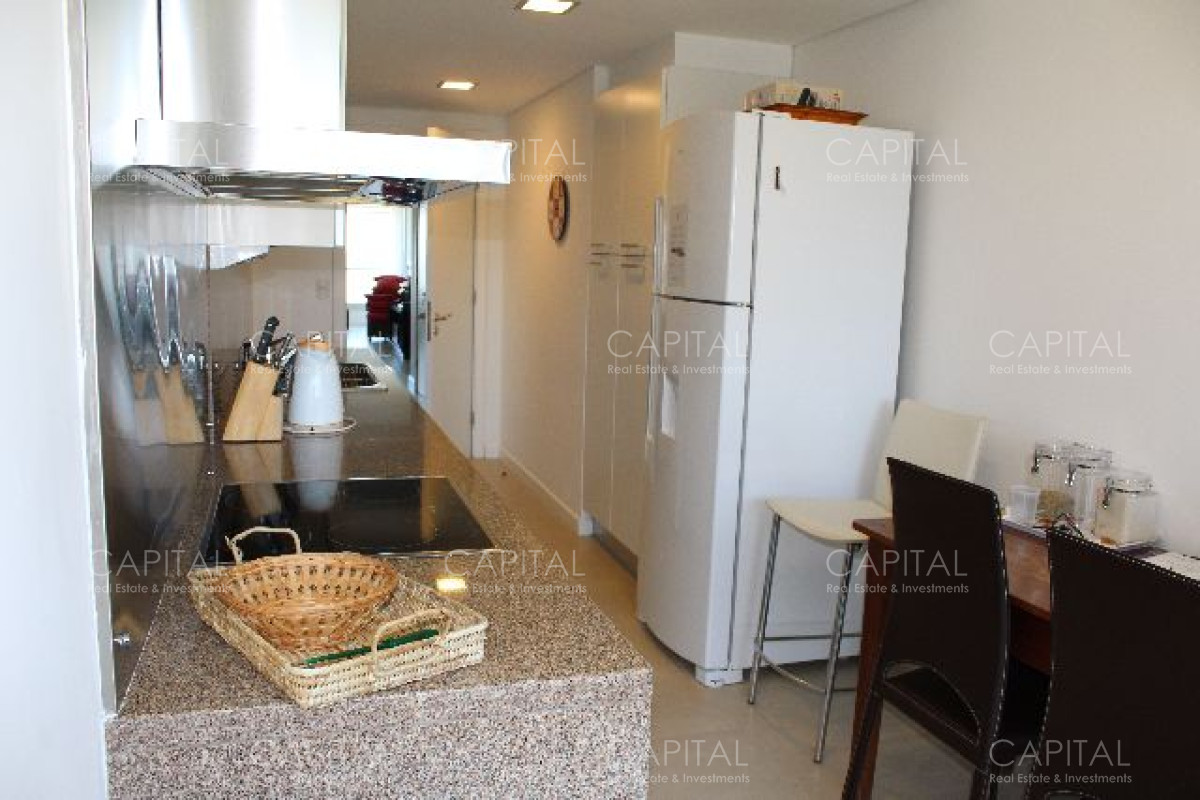 Apartamento ID.27137 - Excelente apartamento de 2 dormitorios en primera línea del mar