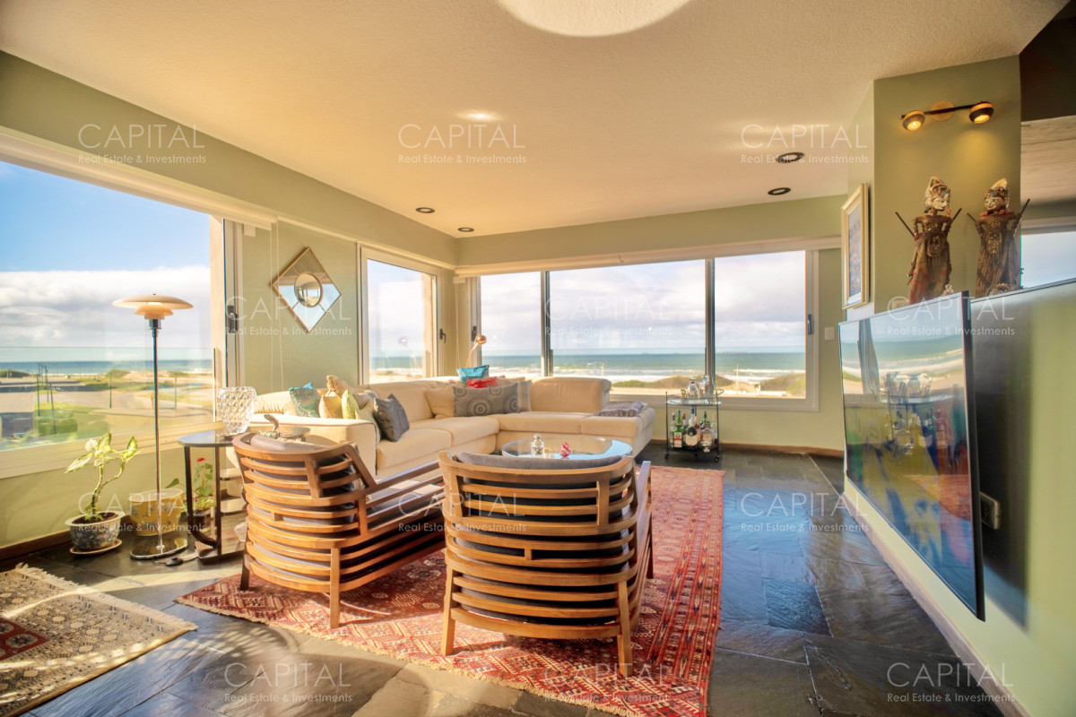 Apartamento ID.40153 - Apartamento en Venta 4 dormitorios en Playa Brava, con vista al Mar