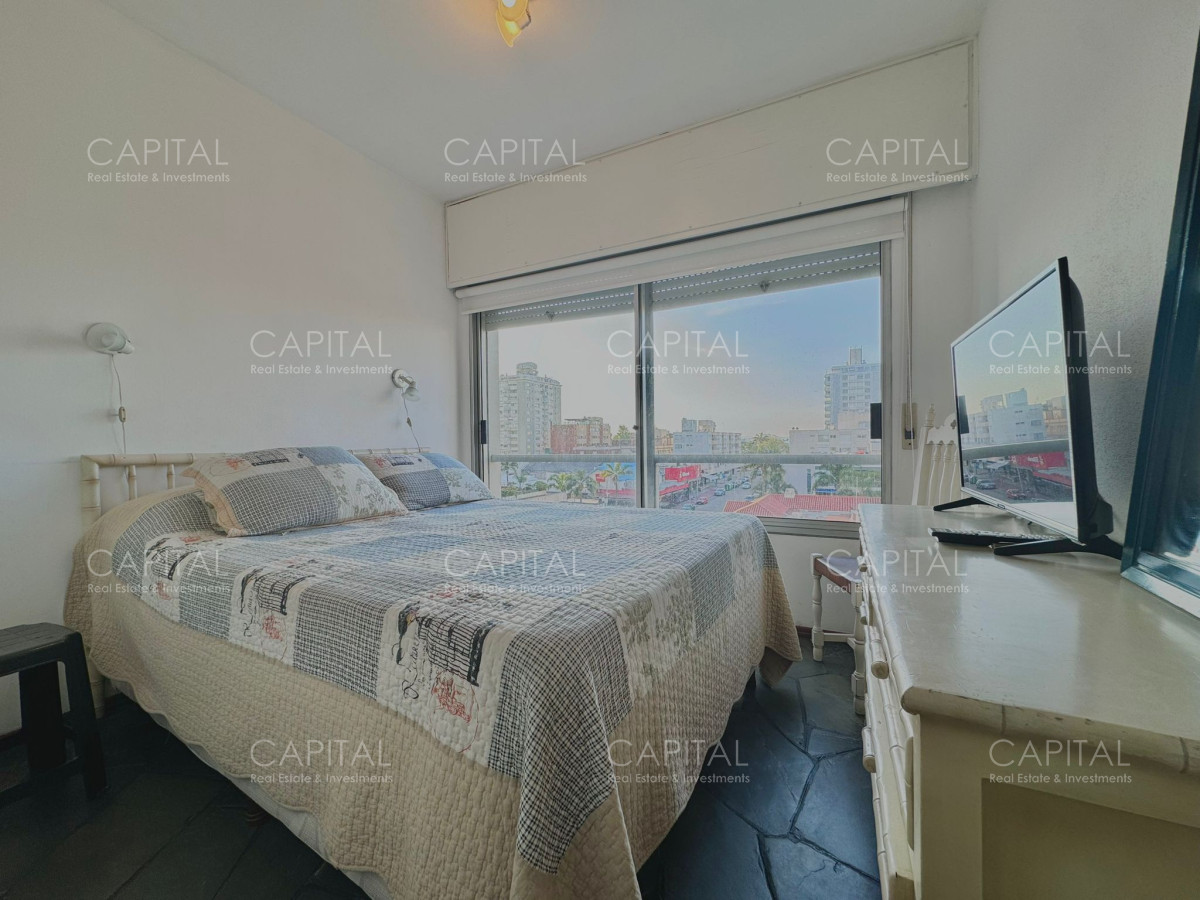 Apartamento ID.37234 - Apartamento en Peninsula de dormitorio y medio con garage