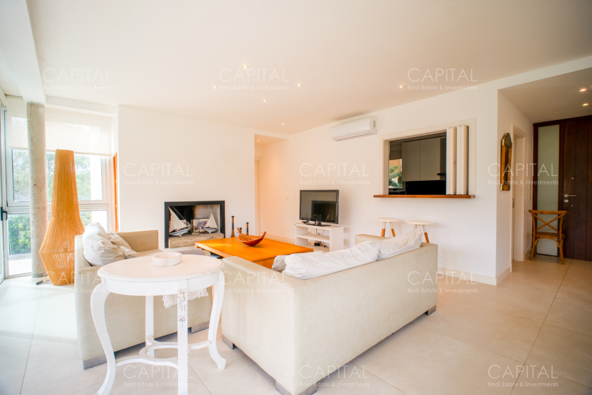 Apartamento ID.36855 - Manantiales 2 dormitorios y dependencia con parrillero a pasos del mar
