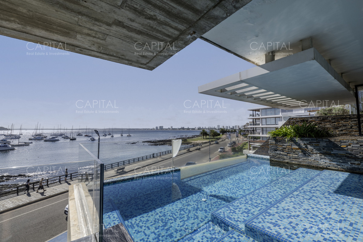 Apartamento ID.32557 - Departamento en Venta Primera Linea en Puerto Punta del Este
