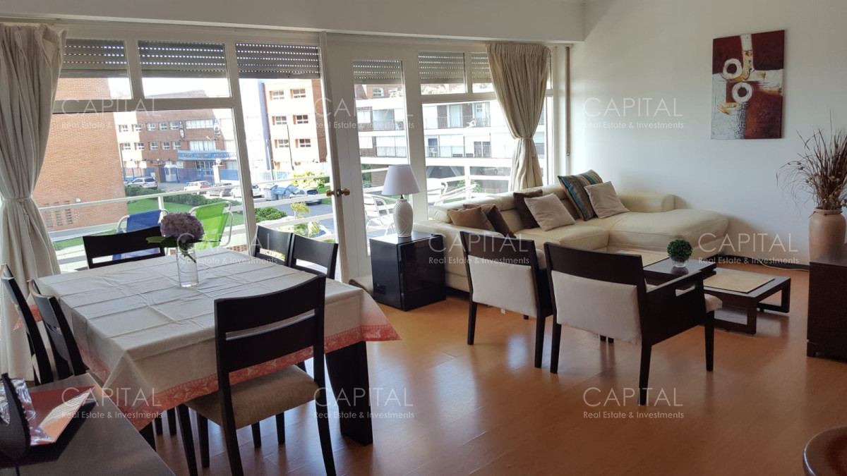 Apartamento ID.27728 - Apartamento en Venta Playa Mansa Punta del Este Dos Dormitorios