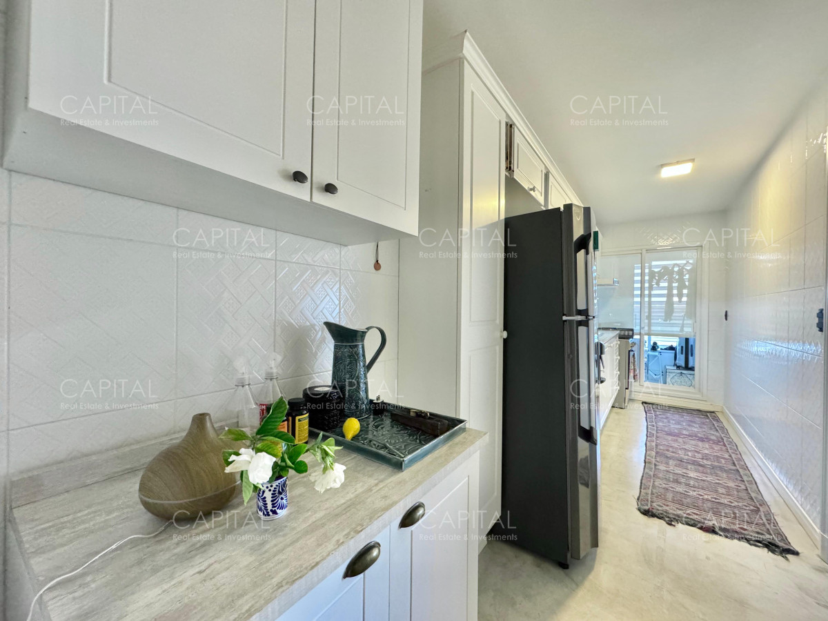 Apartamento ID.34948 - Coral Tower de tres dormitorios en venta Playa Mansa primera fila 