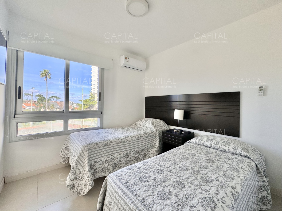 Apartamento ID.36347 - Apartamento de tres dormitorios en venta, Playa Mansa, Punta del Este.