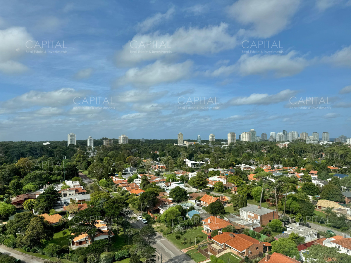 Apartamento ID.37935 - Paramount Tower de dos dormitorios frente al mar en Alquiler, Playa Mansa Punta del este