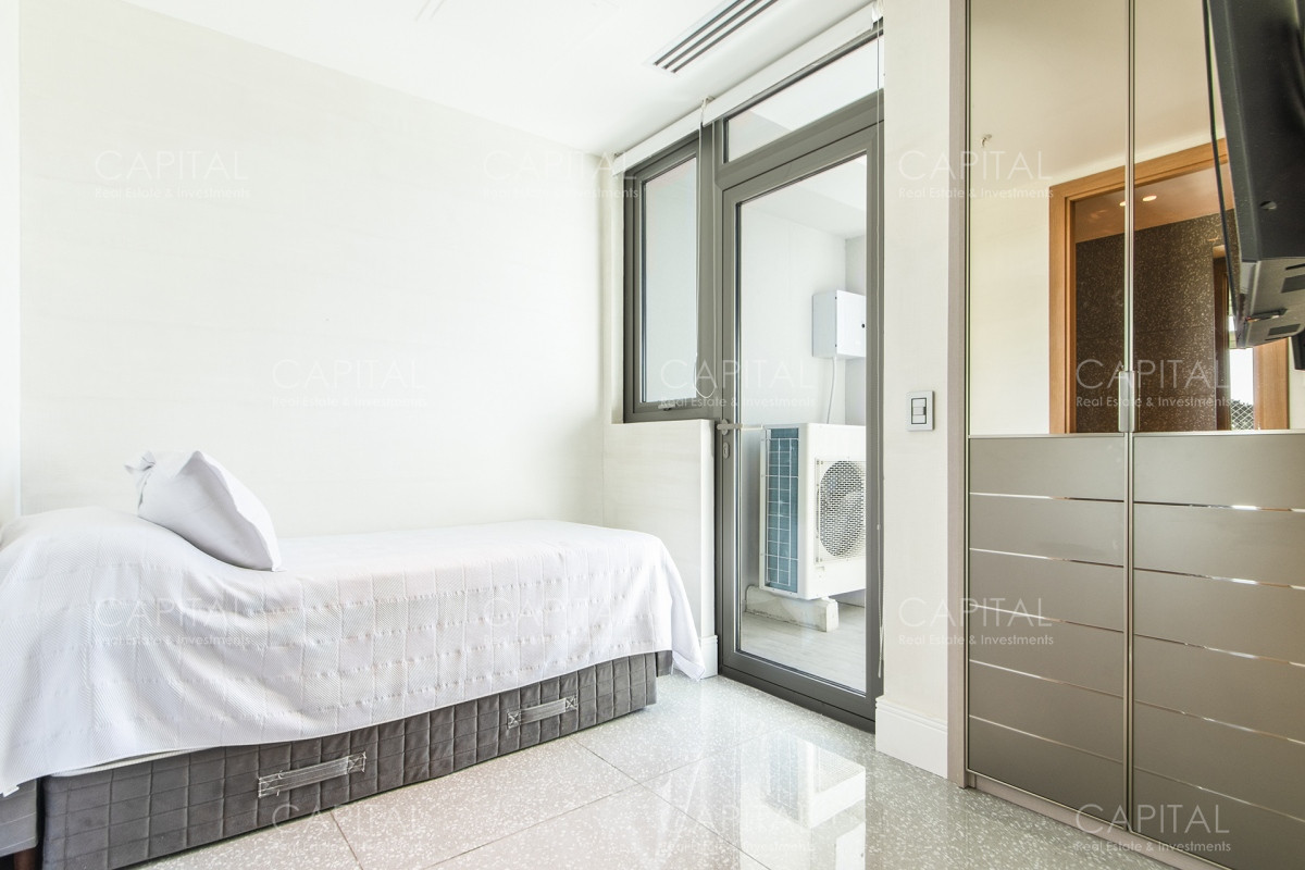 Apartamento ID.33684 - Fendi Chateau Apartamento Unificado Primera Fila en Playa Mansa de Punta del este en Venta