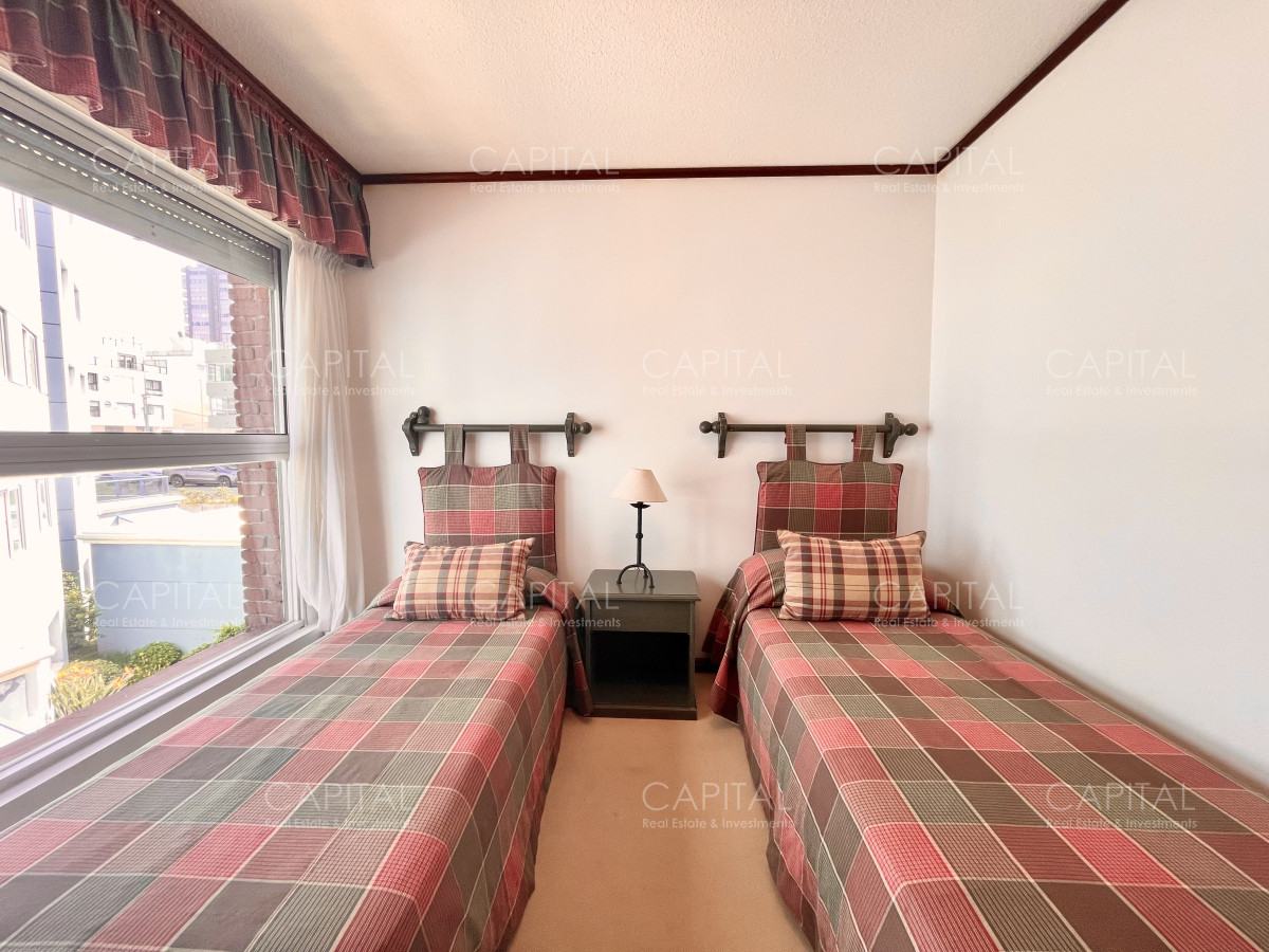 Apartamento ID.26814 - Excelente apartamento en la península con vista al mar - 3 dormitorios!