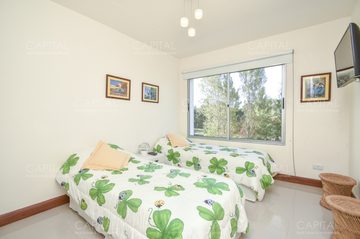 Apartamento ID.28872 - Excelente Apartamento de Tres Dormitorios frente al Mar - Punta Este