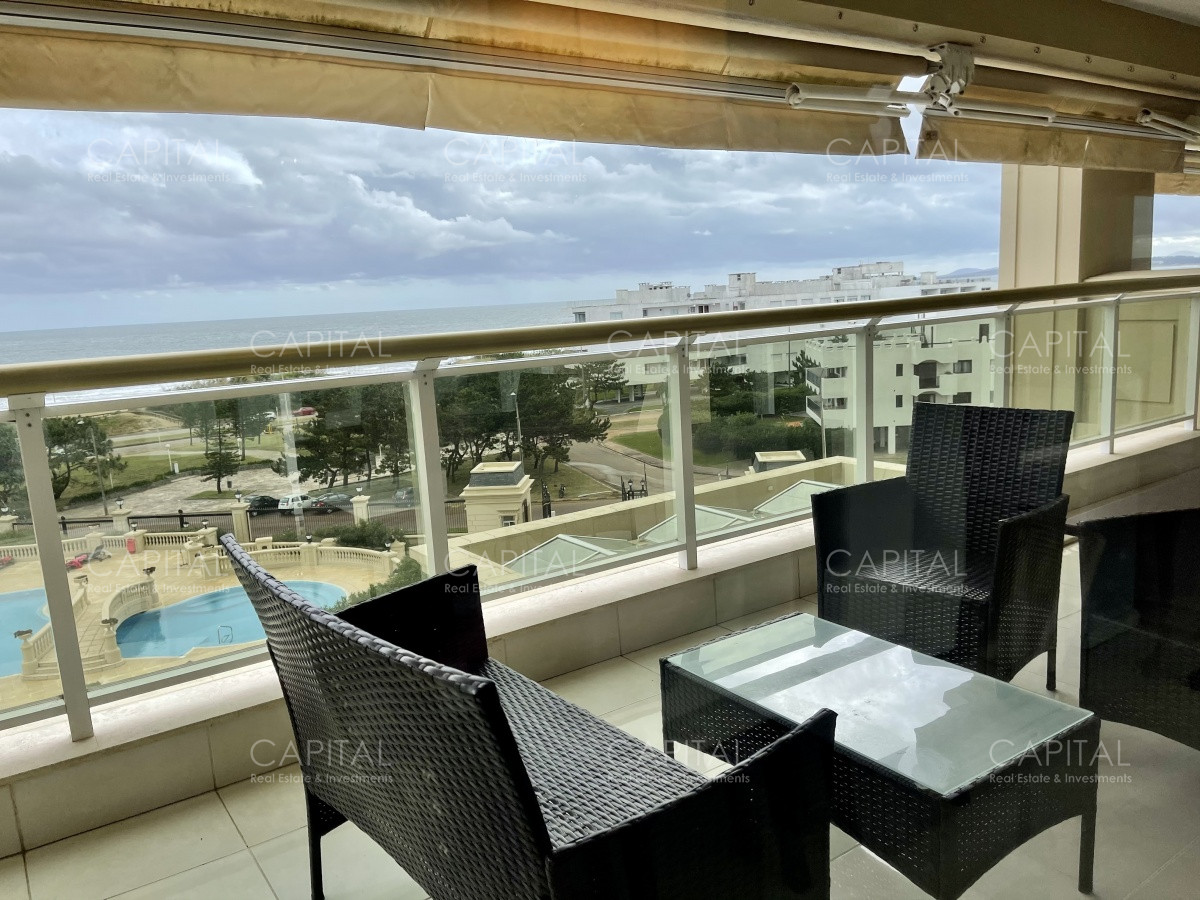 Apartamento ID.25117 - Le Jardin Punta del Este Apartamento de tres dormitorios en Venta