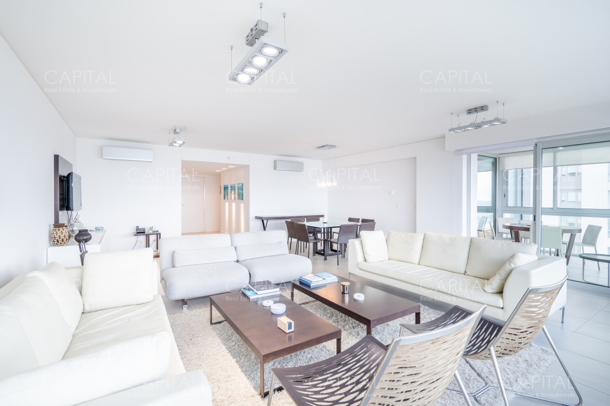 Apartamento ID.28119 - Departamento Le Parc Punta del Este En Venta Tres Dormitorios Mas Dependencia