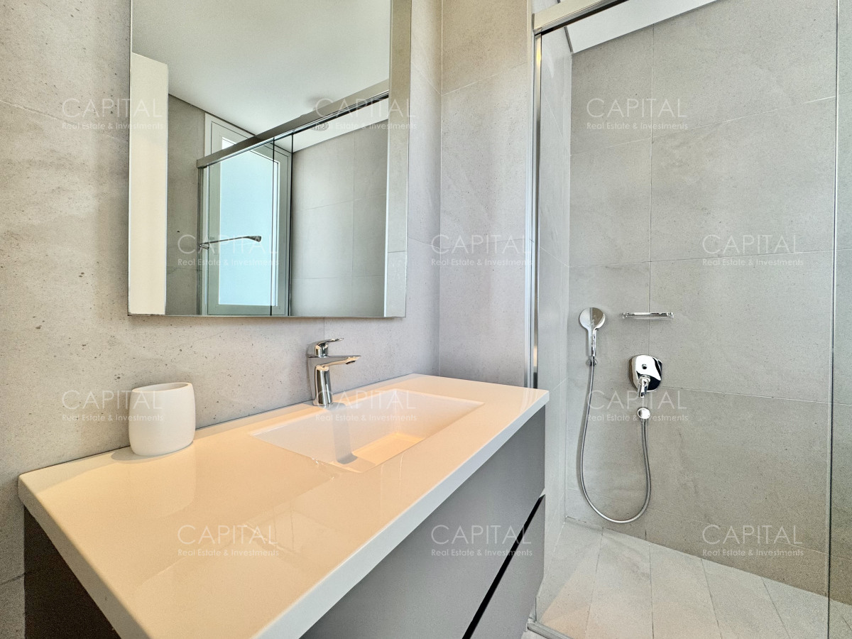 Apartamento ID.36779 - Le Parc III en venta esquinero piso alto en venta