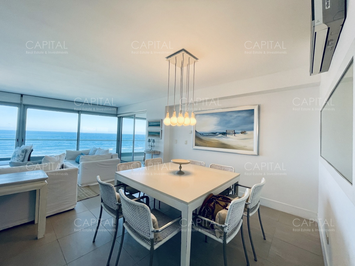 Apartamento ID.31416 - Le Parc Punta del Este de tres dormitorios más dependencia en torre de categoría sobre playa Brava, Punta del Este