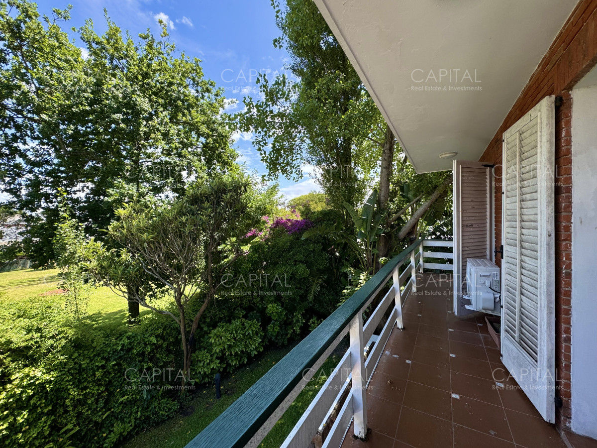 Apartamento en Peninsula Tres Dormitorios en alquiler de temporada - CCP37404A