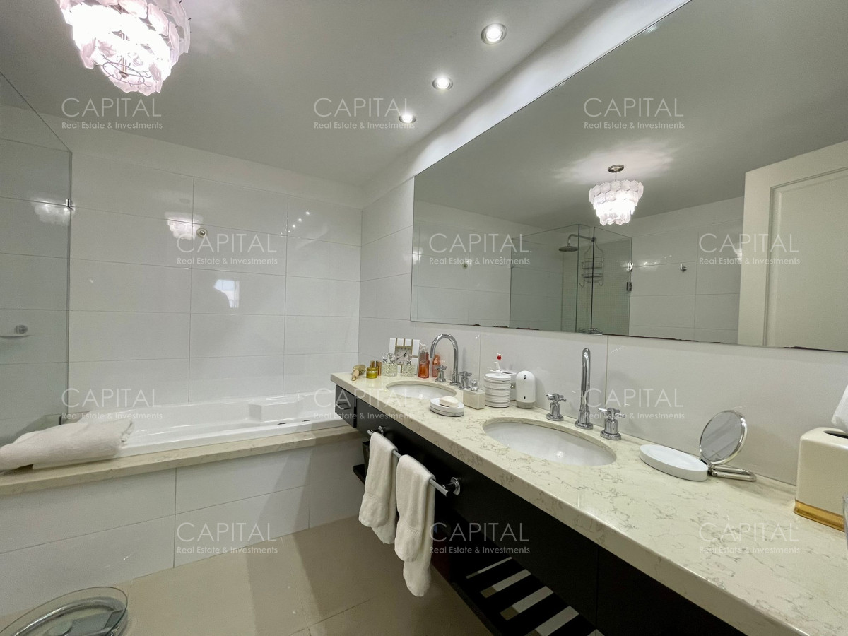 Apartamento ID.25018 - Apartamento en Torre Lobos Punta del Este Tres Dormitorios en Suite 