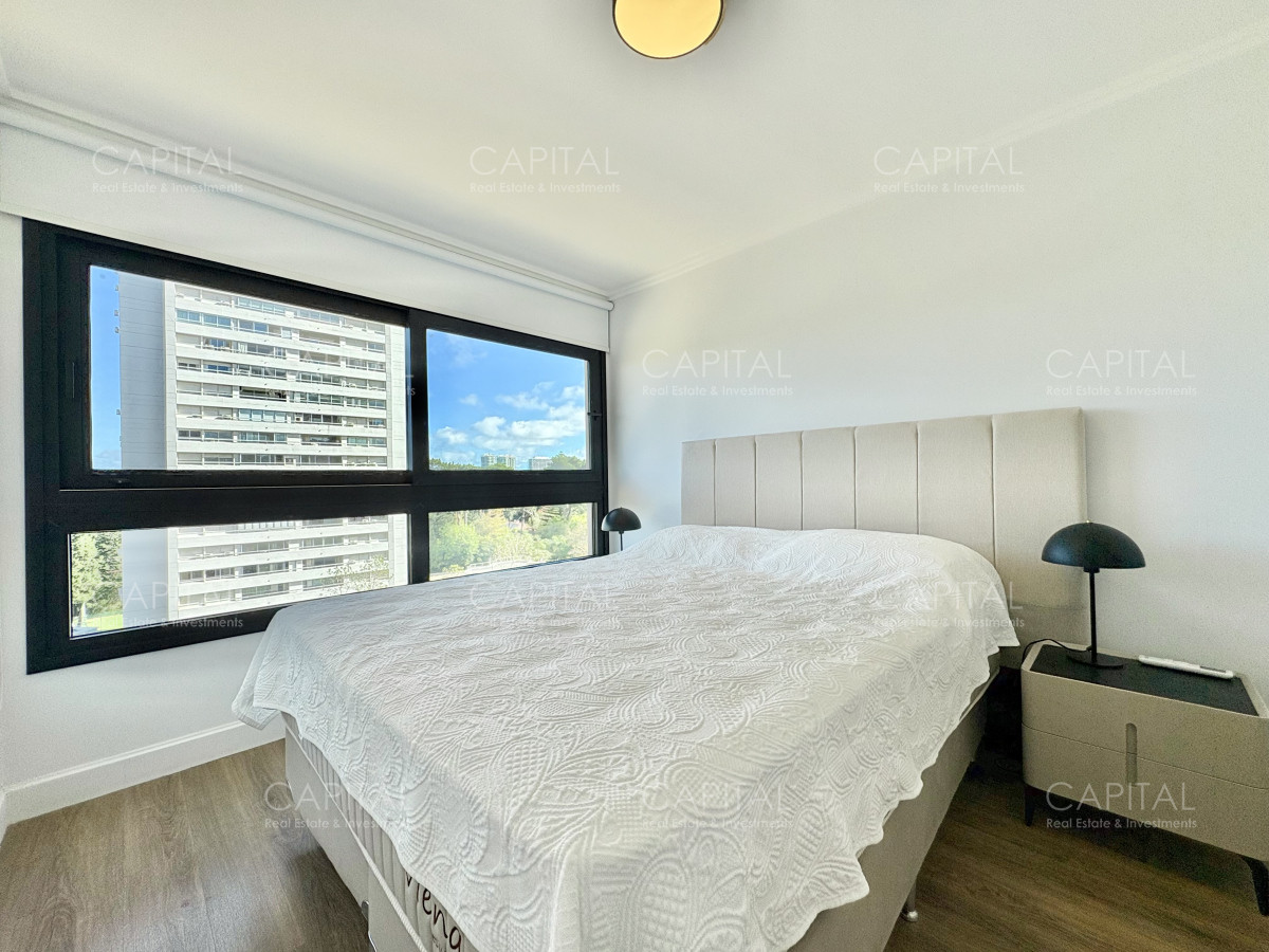 Apartamento ID.38249 - Sea Garden de tres dormitorios en venta, Roosevelt Punta del Este