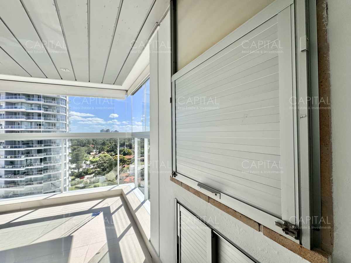 Apartamento ID.39738 - Apartamento de dos dormitorios con parrillero propio en alquiler, Playa Mansa, Punta del Este.