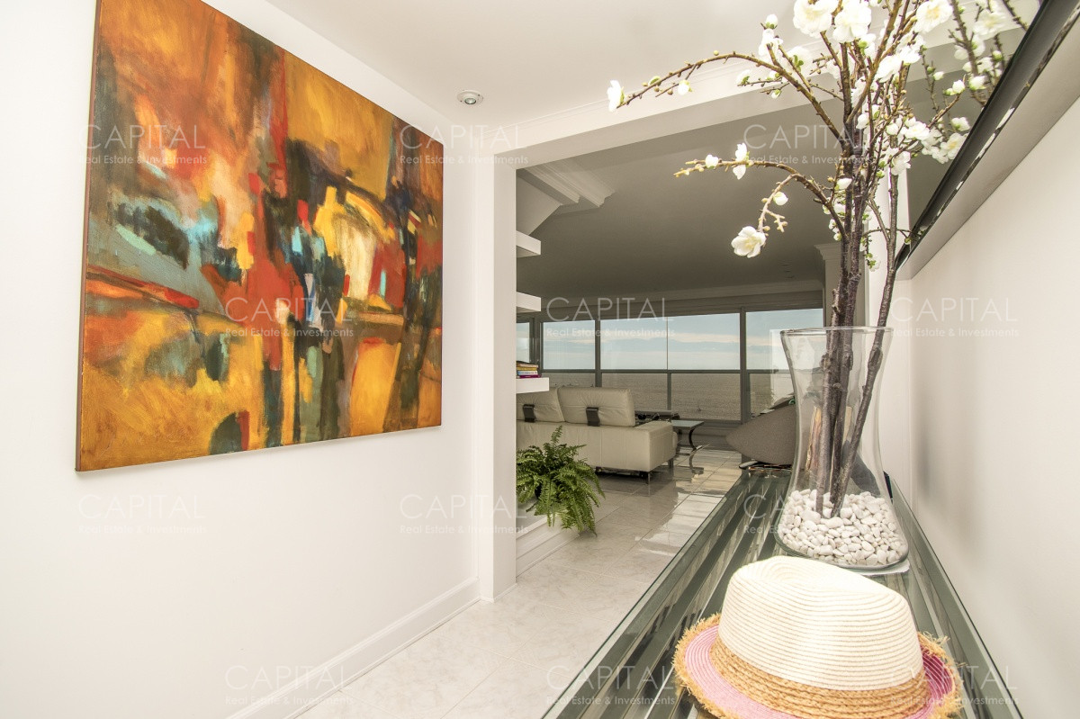 Apartamento ID.27523 - PentHouse en Venta Mansa Punta del Este Vista Playa Mansa.