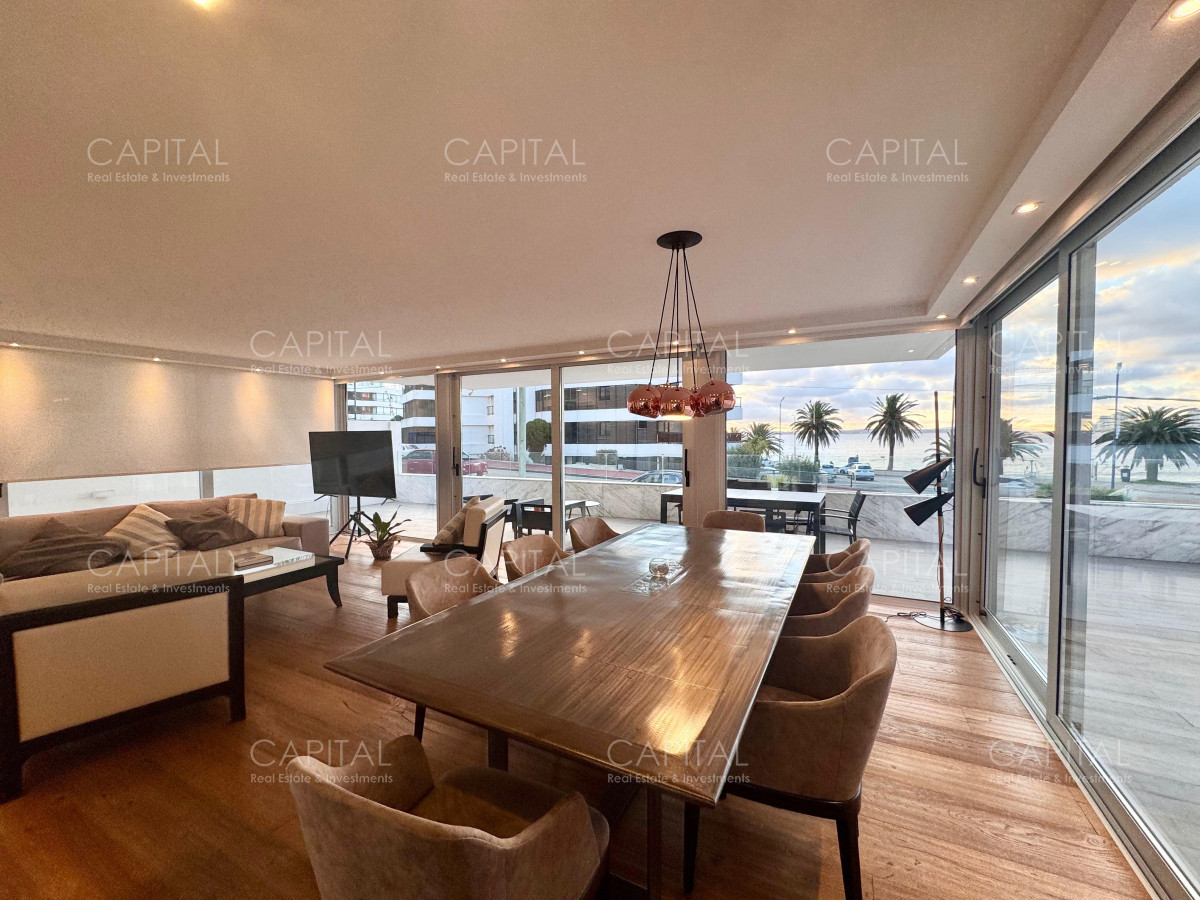 Apartamento ID.29222 - Apartamento en Venta Frente al Mar Punta del Este Cuatro dormitorios