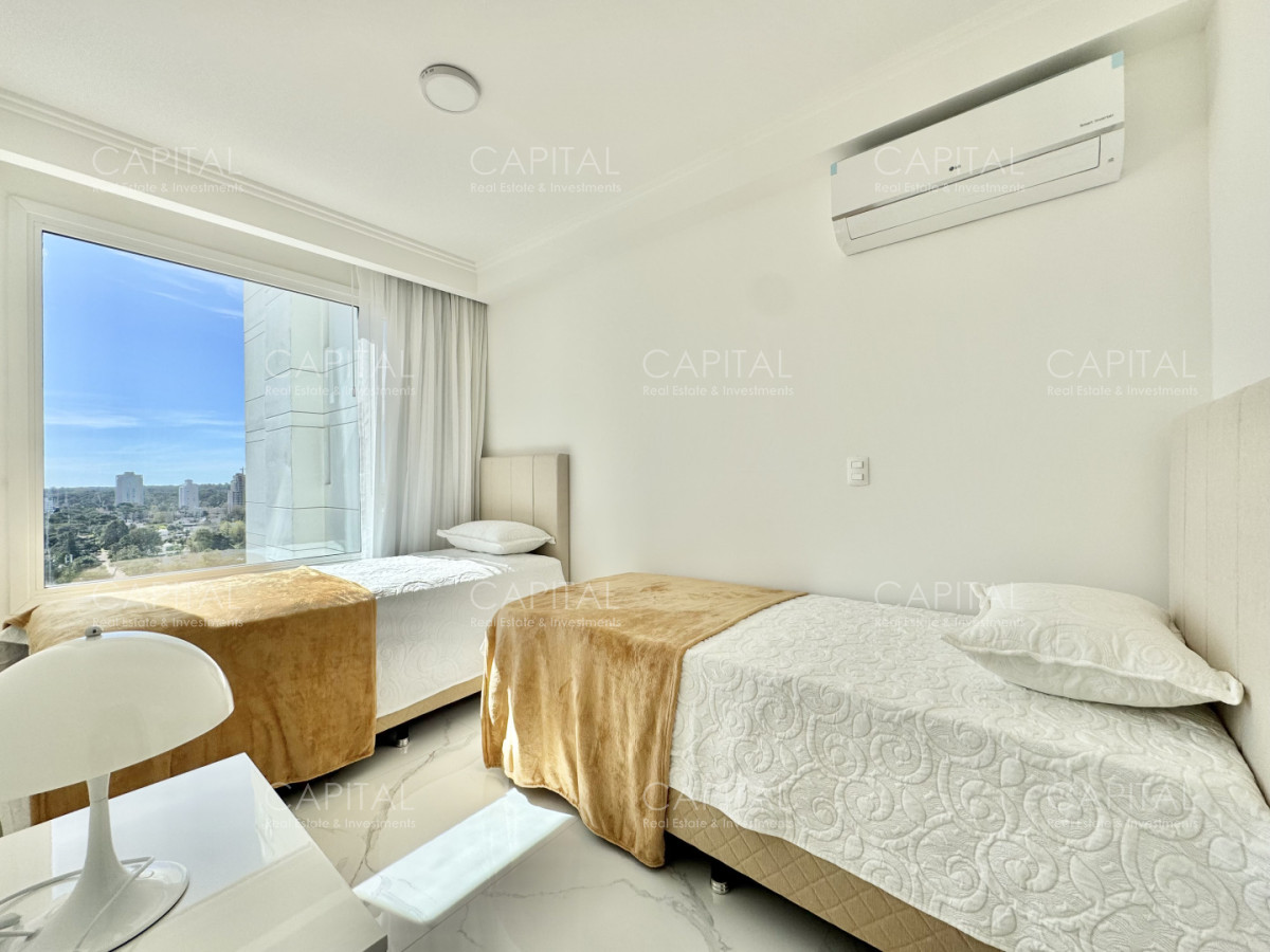 Apartamento ID.39112 - Paramount de tres dormitorios en alquiler temporal