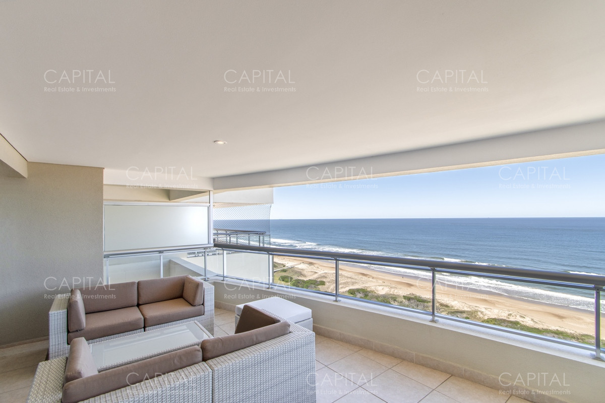 Apartamento ID.35239 - Torre lobos de tres dormitorios y dependencia de servicio en venta, Playa Brava