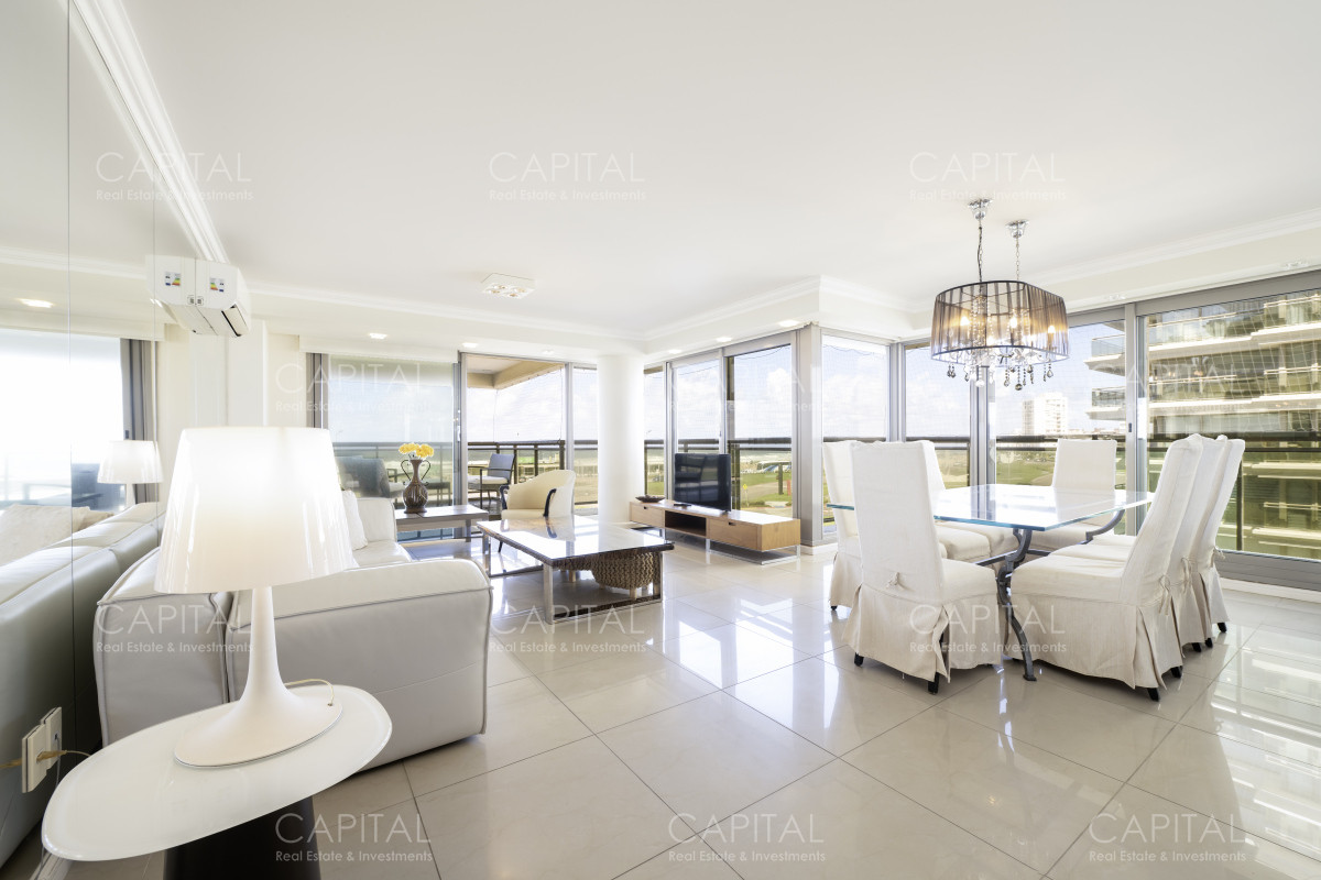 Apartamento ID.37932 - Departamento en Imperiale Punta del Este Venta de Tres Dormitorios en Playa Brava 