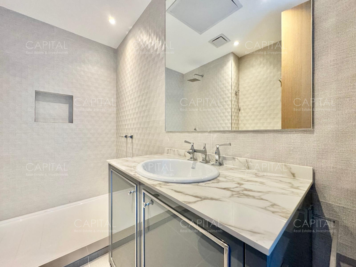 Apartamento ID.36499 - Fendi Chateau Residences Unificado en venta, Punta del Este, Playa Mansa