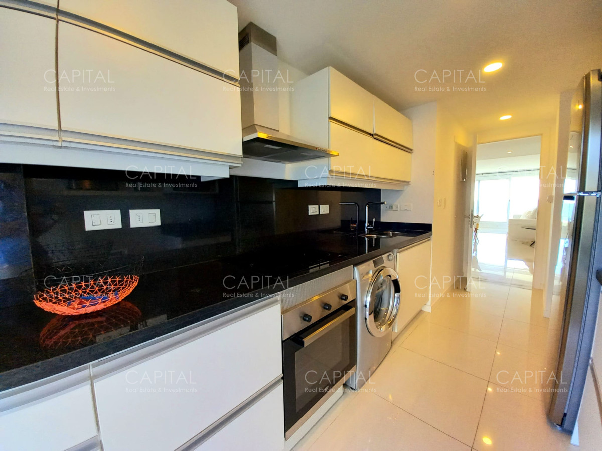 Apartamento ID.32595 - Apartamento Frente al Mar en Venta Tres Dormitorios