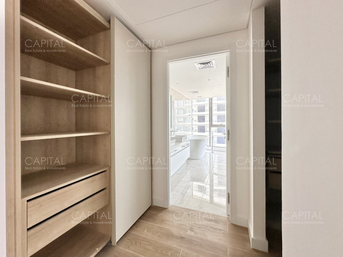 Apartamento ID.36060 - Apartamento primera linea de tres dormitorios. Punta del Este - Trump Tower en Venta