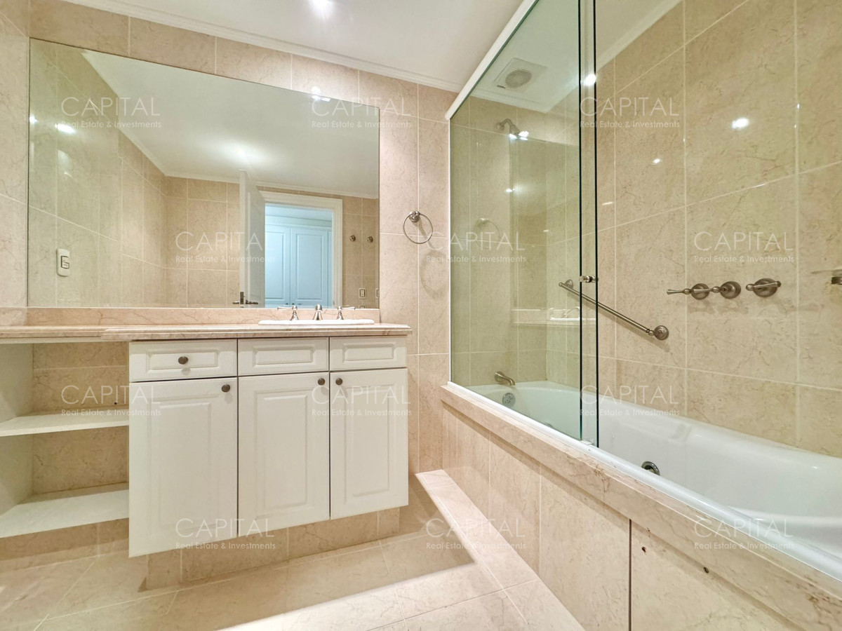 Apartamento ID.36992 - Le Jardin Unificado de Cuatro Suites y Dependencia 