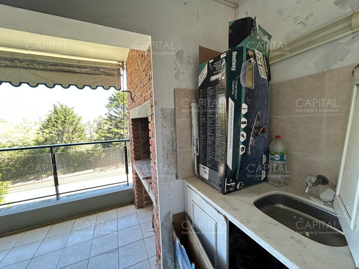 Apartamento ID.35240 - Apartamento en venta con parrillero propio en Playa Mansa. 