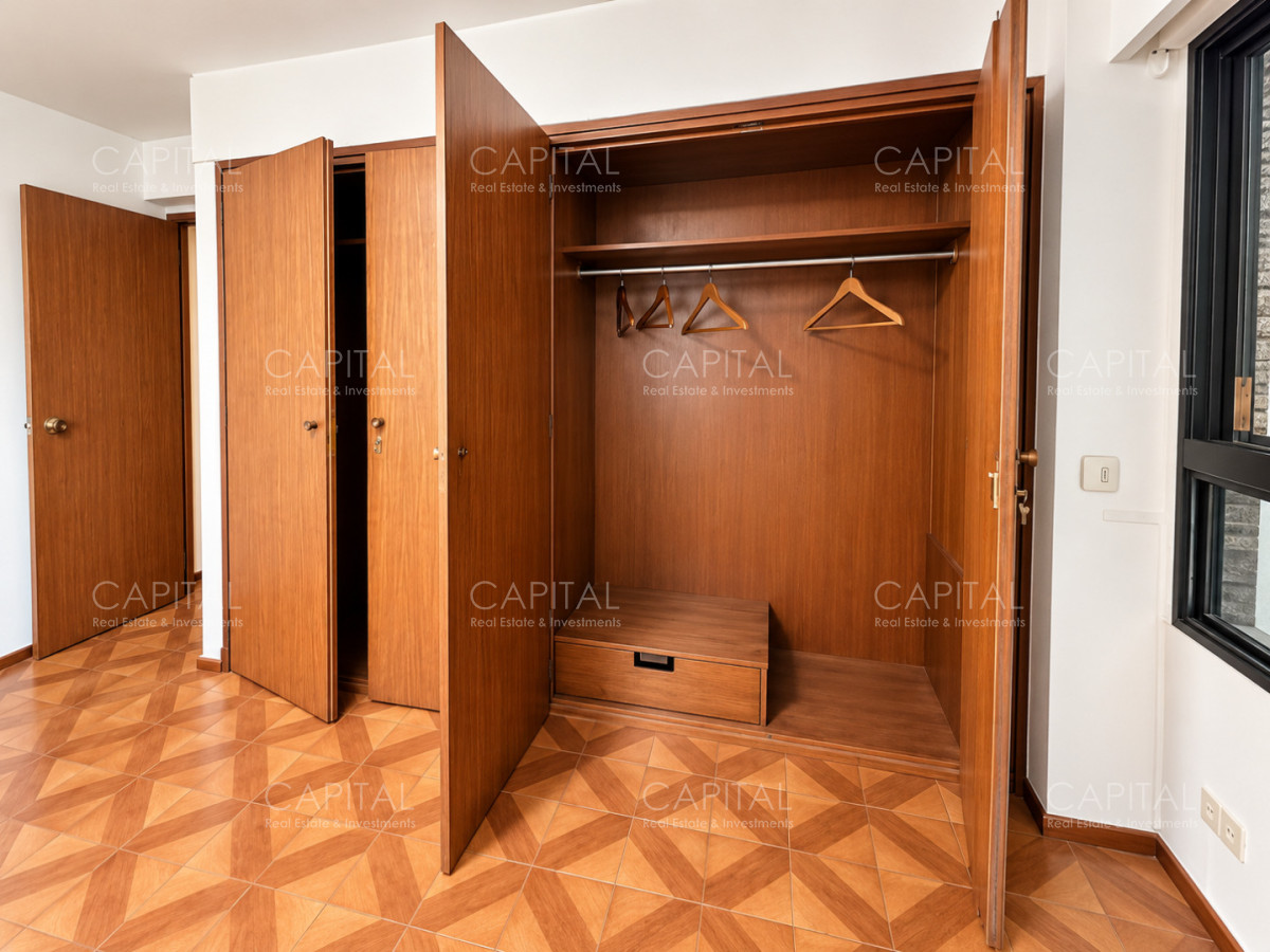 Apartamento ID.40808 - Apartamento en venta en Península, Punta del Este, ubicado a 100 metros del mar.