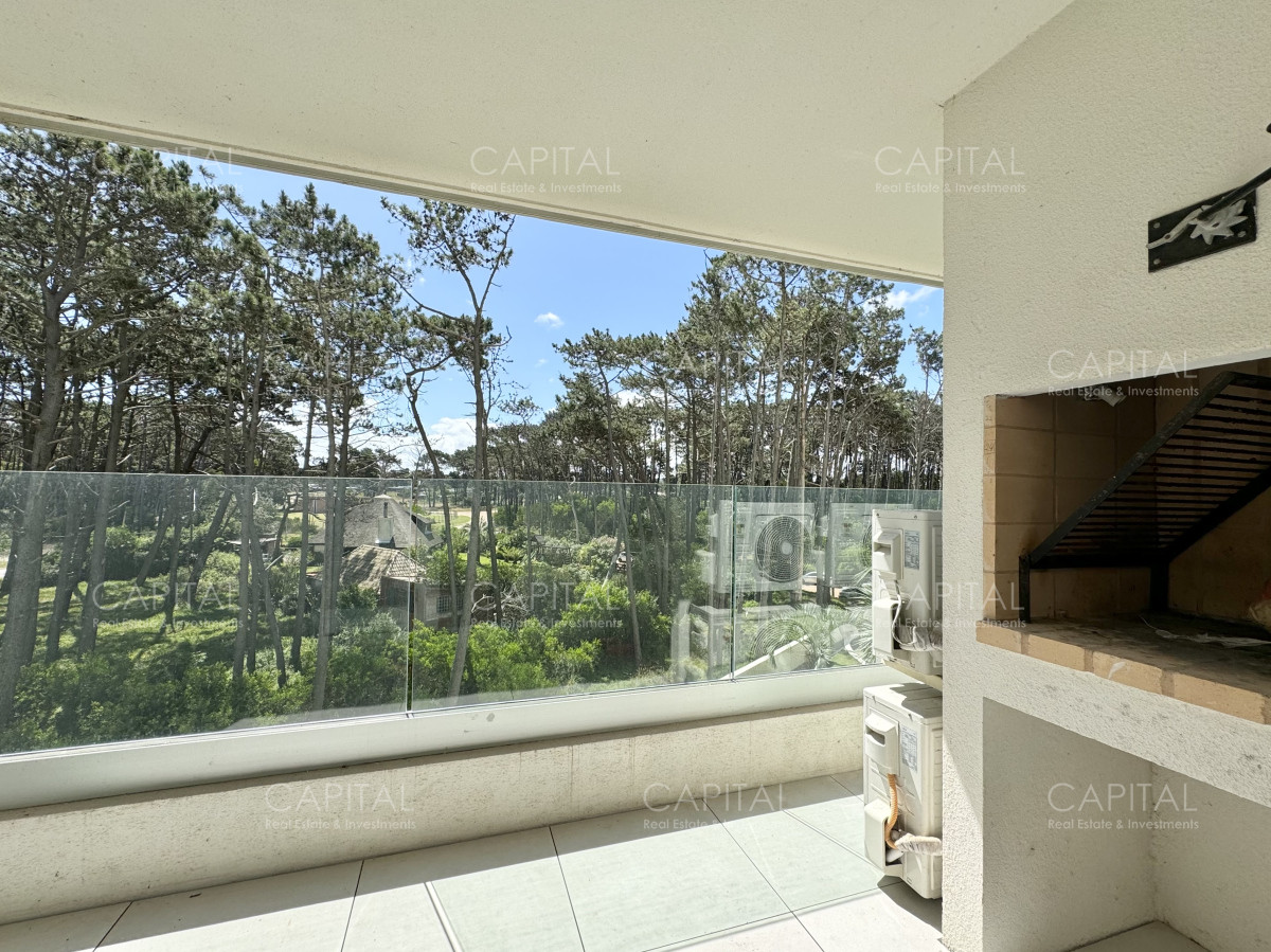 Apartamento ID.37212 - Apartamento de tres dormitorios y dependencia en alquiler, Punta del Este