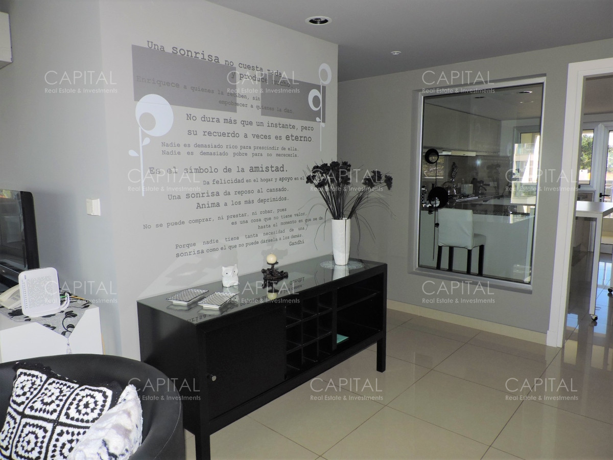Apartamento ID.37022 - Moderno semipiso 3 dormitorios y dependencia en Playa Brava