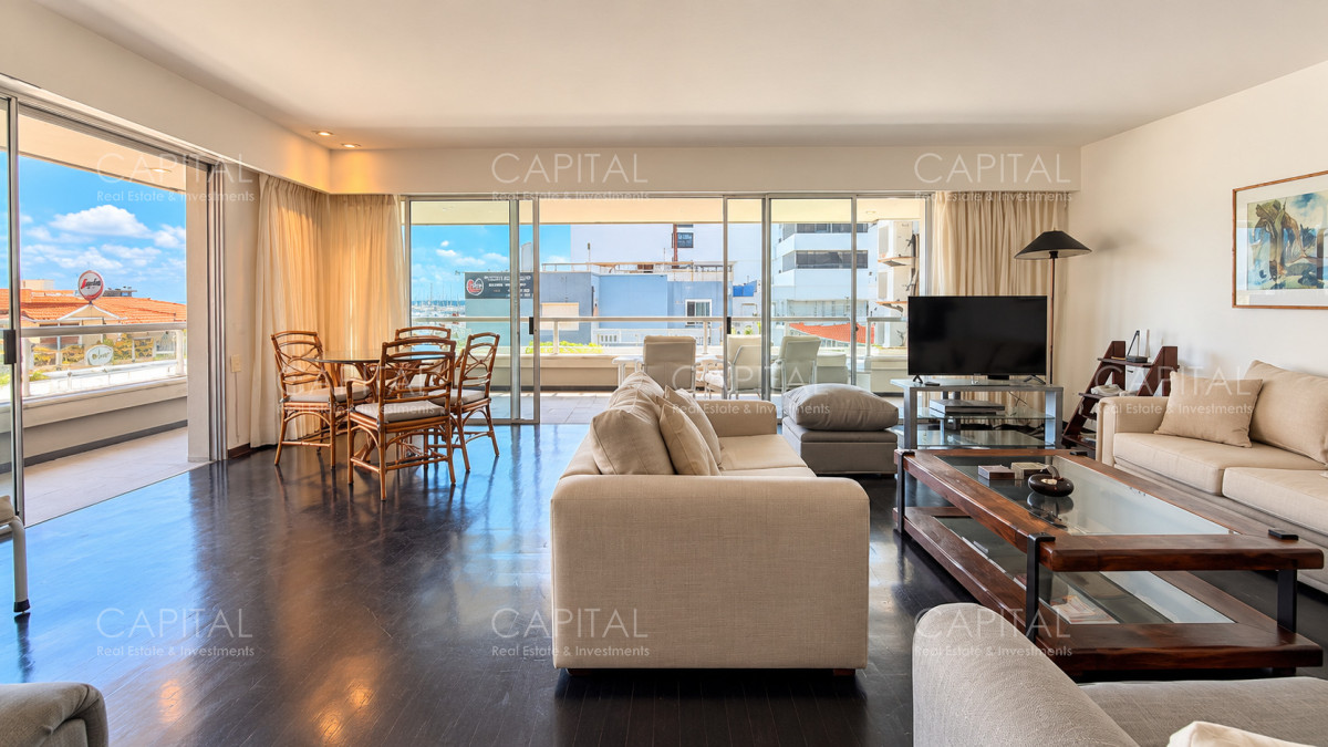 Apartamento de 3 Dormitorios frente al Puerto de Punta del Este, photo 4