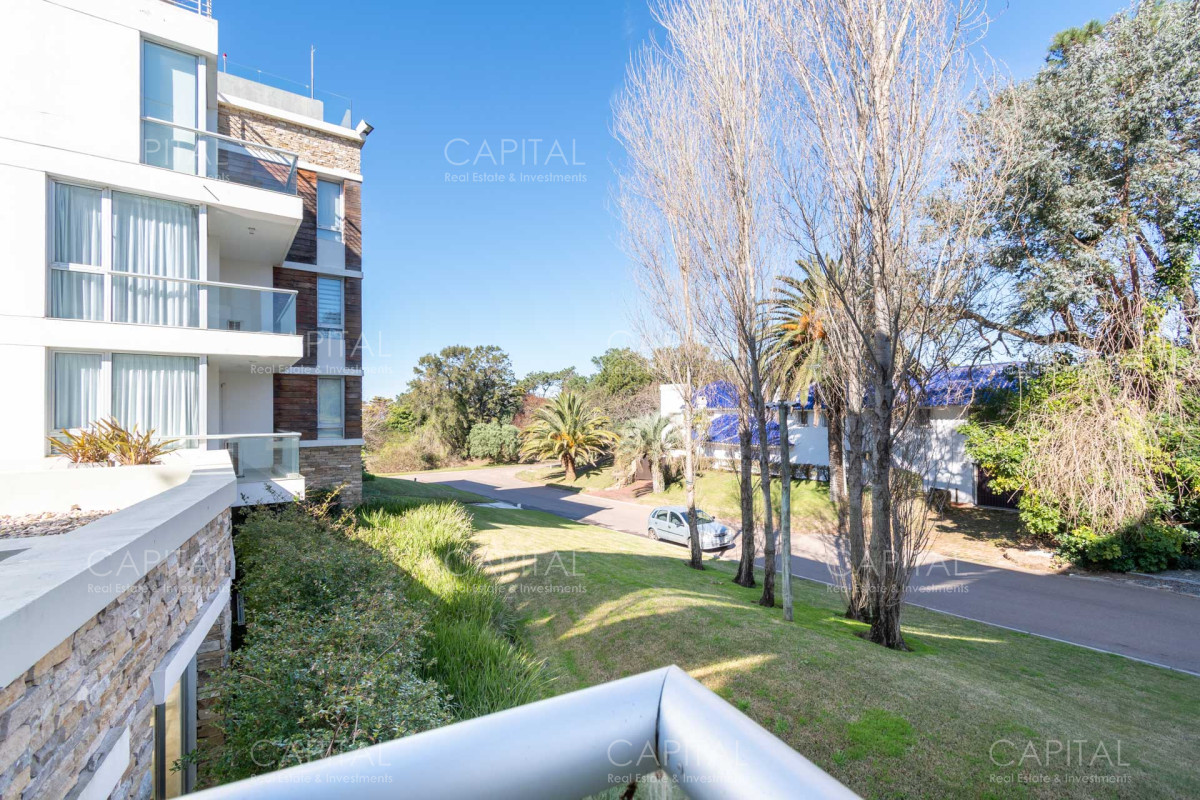 Apartamento ID.29594 - Aparamento en Venta y Alquiler, Playa Brava Punta del Este