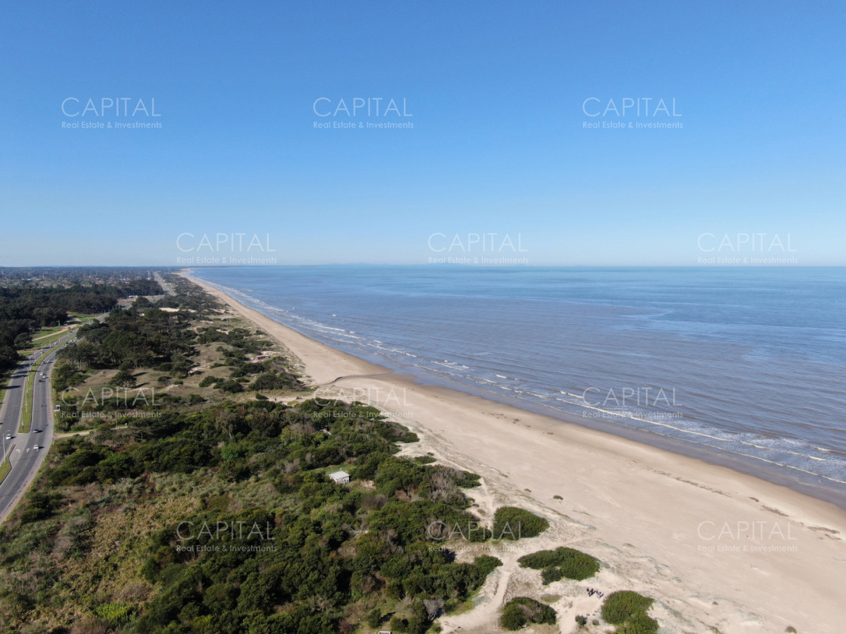 Apartamento ID.40031 - Venta Apartamento 3 Dormitorios con Vista Rambla en Costanera Village