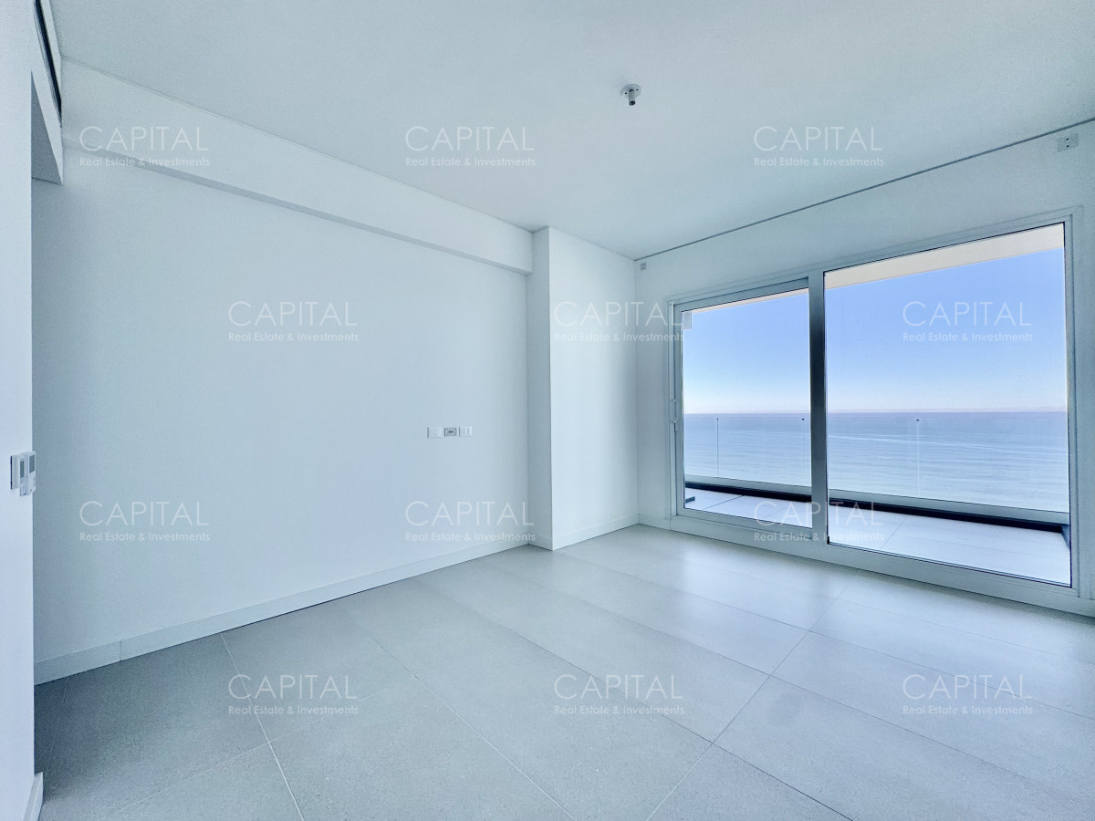 Apartamento ID.38866 - Le Parc IV de tres dormitorios piso alto en veta
